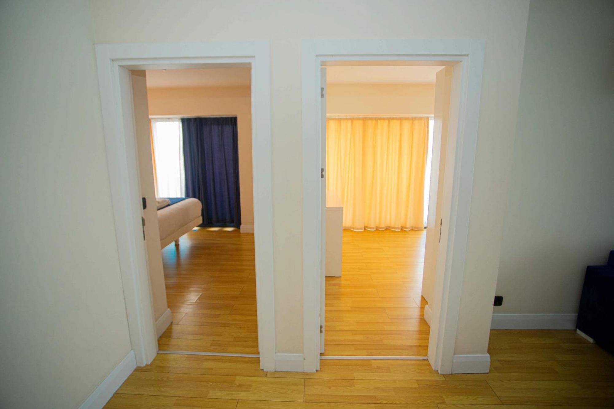 Orbi City D Block Batumi Exteriör bild