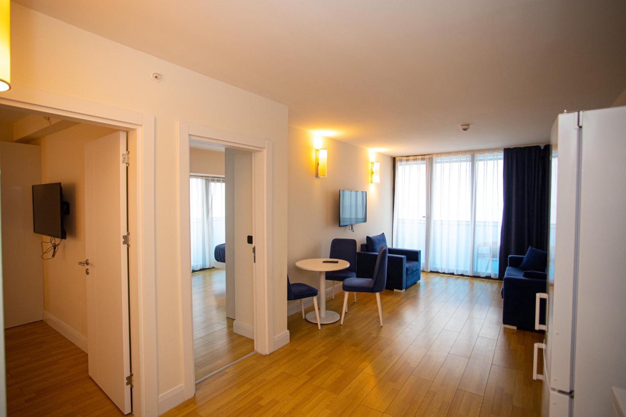 Orbi City D Block Batumi Exteriör bild