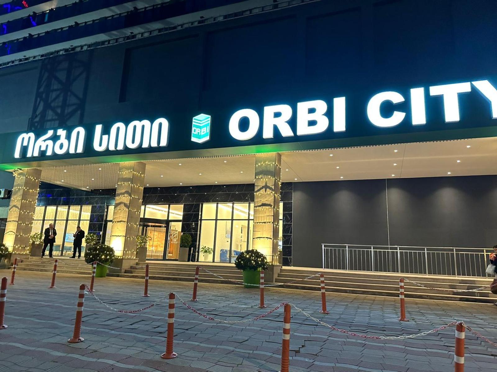 Orbi City D Block Batumi Exteriör bild